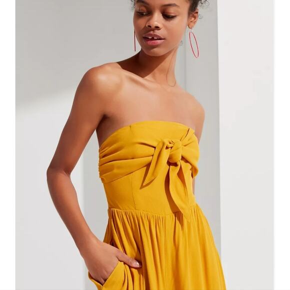 UO Candy Tie-Front Strapless Jumpsuit Cropped Wide Leg Mustard S 70s - Picture 2 of 14